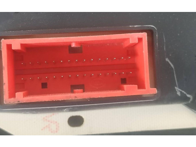 Спидометр (приборный щиток) P8200276525 Renault Clio II