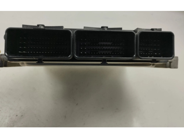 Řídící jednotka 237100323R   Renault Grand Modus 2009