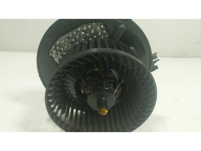 Вентилятор печки 5WB819015A, 5Q1819021H Audi A3 8Y