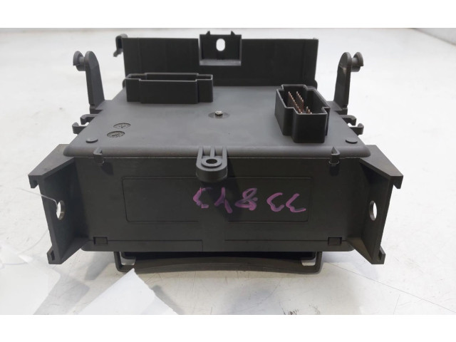 Pojistková skříňka 8200004201E Renault Espace IV