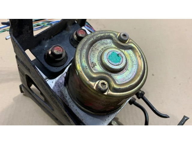 Jednotka ABS A2004001154, 5054758177 Suzuki XL7 I 2003