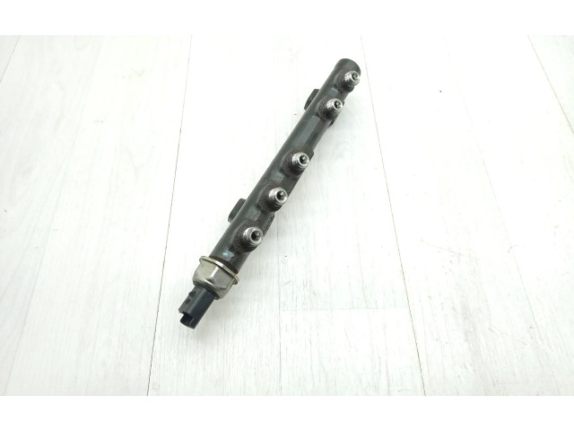 Топливная рампа 9685297580, 9670076780   Volvo C30  