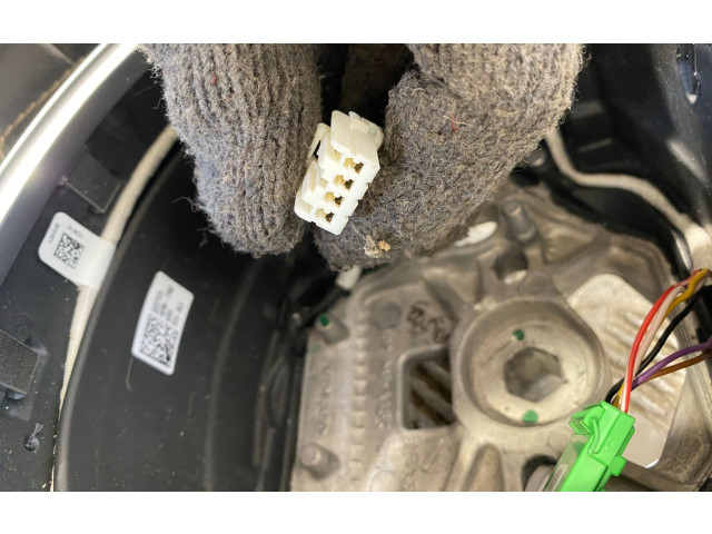 Руль Volvo XC90 2014 - года 32227373