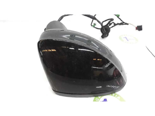 Зеркало электрическое     Сзади   Audi A1  2010-2018 года   