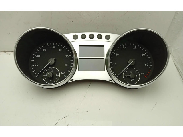 Панель приборов A2515407147   Mercedes-Benz ML W164       