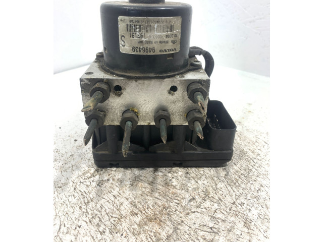 Блок АБС 9496440, 99W085   Volvo  S80  1999 - 2003 года