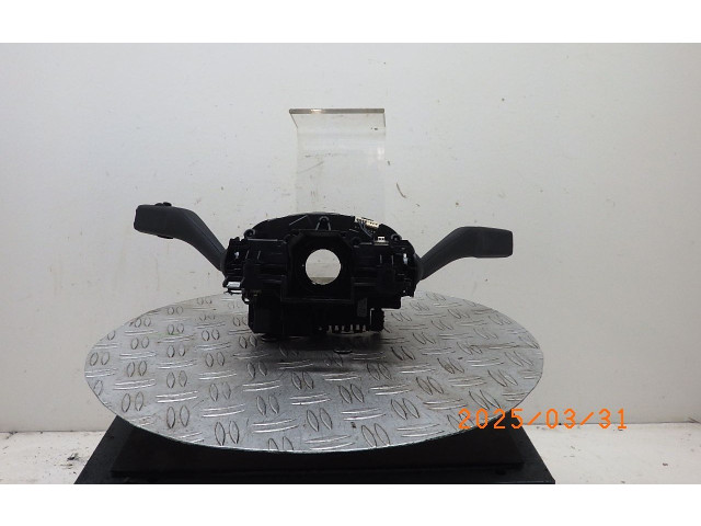 Спидометр (приборный щиток) 5K0953521DL Skoda Yeti (5L)