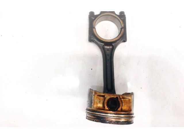  Поршень с шатуном    Volvo XC90  