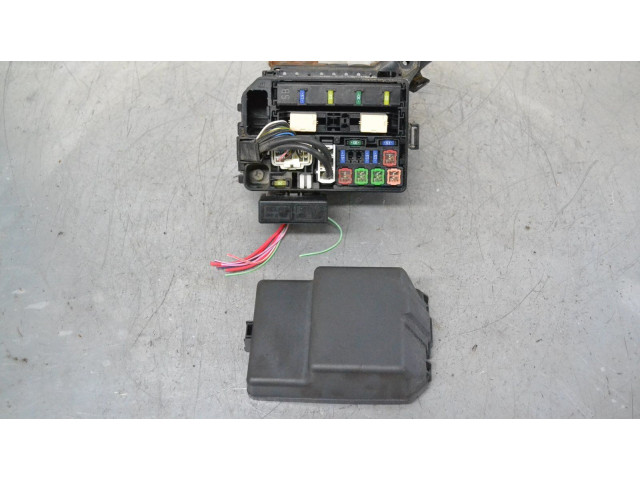 Блок предохранителей    Suzuki Jimny    