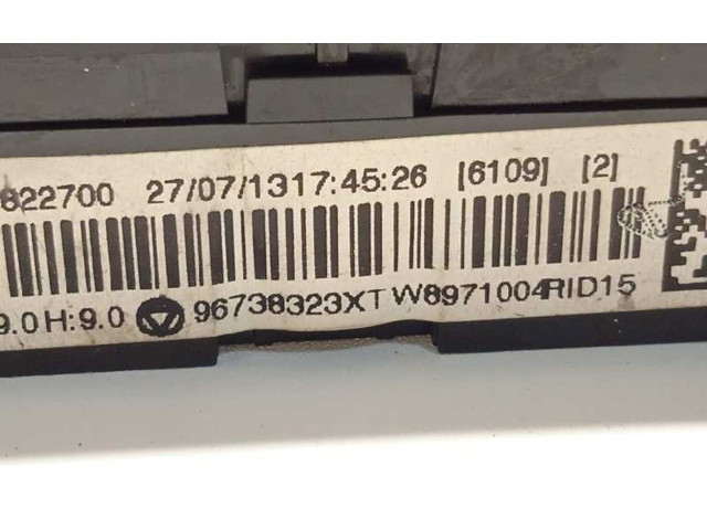 Блок управления климат-контролем 96738323XT, 6452Y4   Peugeot 5008