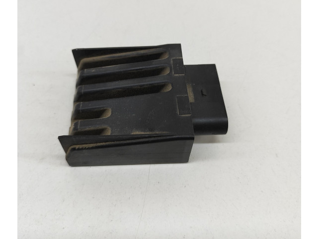 Блок управления 5Q0906121S   Skoda Octavia Mk4