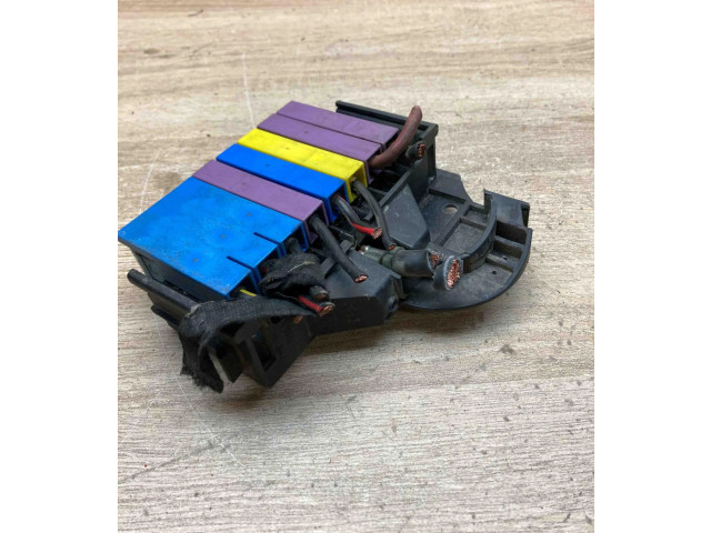 Pojistková skříňka 968566, 9685661 Opel Zfira A 1999