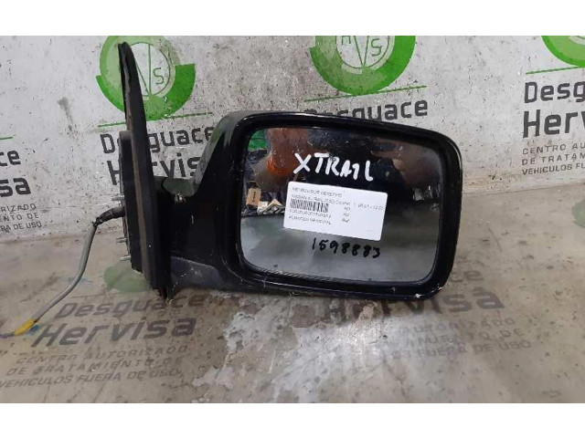 Зеркало (механическое)       Nissan X-Trail T30  2001 - 2007 года   