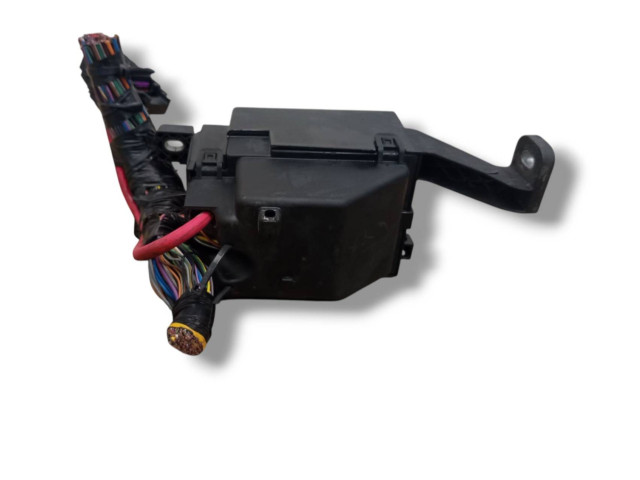 Блок предохранителей GX7314A076DA Jaguar XE