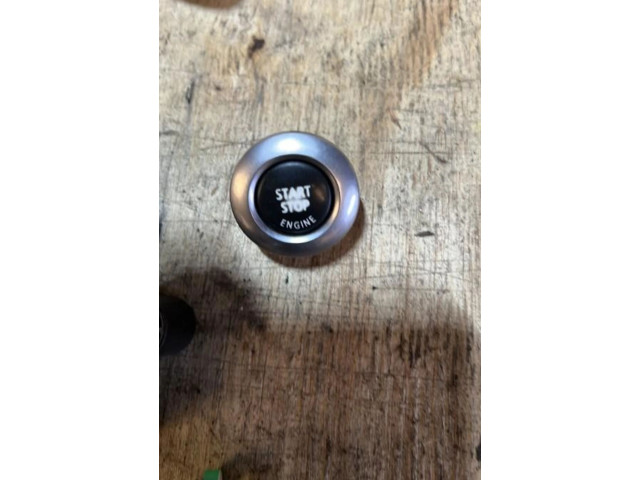 Řídící jednotka 13618512588 BMW 1 E81 E87 2008