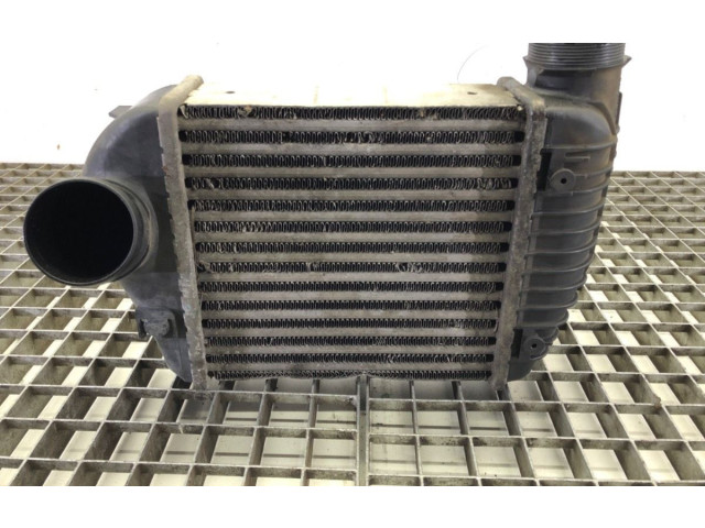 Интеркулер  4F0145805AA   Seat Ibiza IV (6J,6P) 