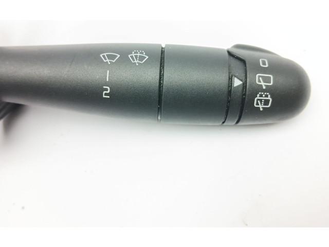 Ручка стеклоочистителей 8200792584   Dacia Sandero