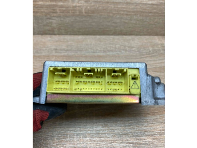 Блок управления надувных подушек C10057K30A, 9JC4A Mazda Premacy - года