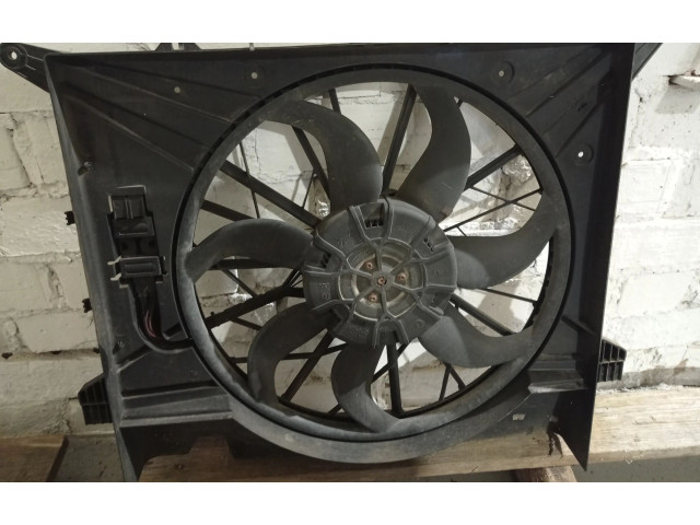 Вентилятор радиатора 1137328116, 31111543 Volvo XC90