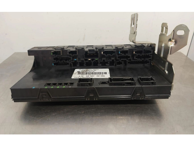 Pojistková skříňka 2035450701 Mercedes-Benz C W203