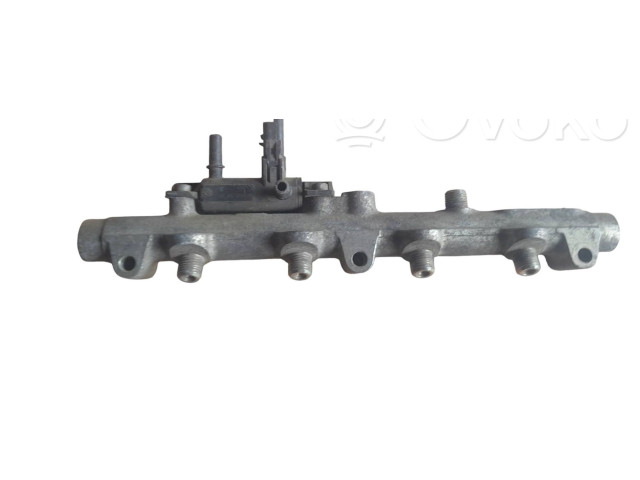 Топливная рампа 0445214017, 0167381   Citroen C8  