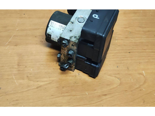 Блок АБС 1K0907379P, 00009496E5   Skoda  Octavia Mk2 (1Z)  2004 - 2013 года