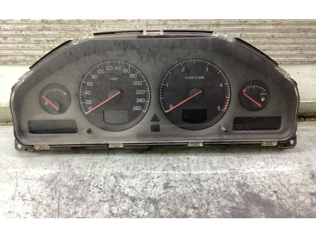 Панель приборов 8602474, 9459821   Volvo V70       