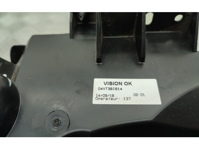 Блок предохранителей Citroen C3 Aircross