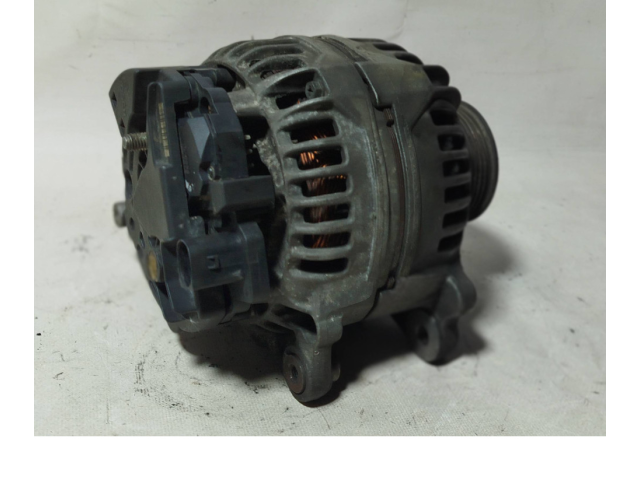 Генератор 0124515021, 5003995   Volvo V70      