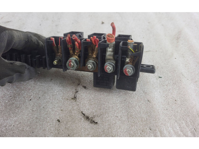 Блок предохранителей  8L0941822A, 890003000   Audi A6 S6 C5 4B    