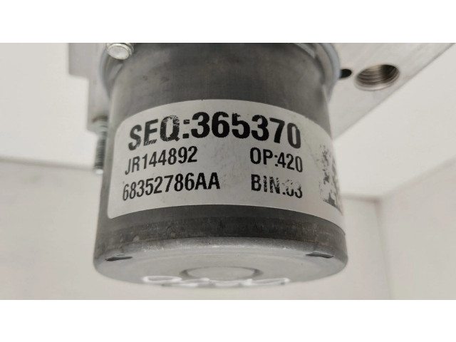 Блок управления АБС 68352786AA   Chrysler Pacifica