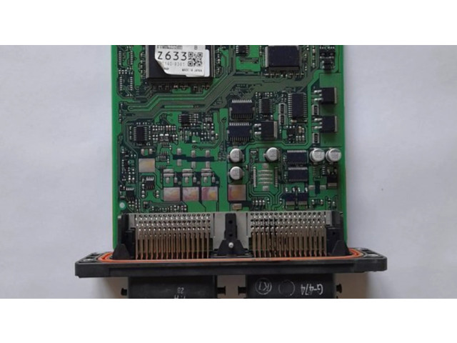 Блок управления двигателя 1001409361, Z633R Mazda 3 I