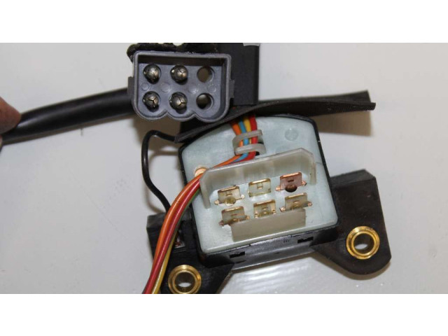 Ручка стеклоочистителей 1347929   Volvo 940