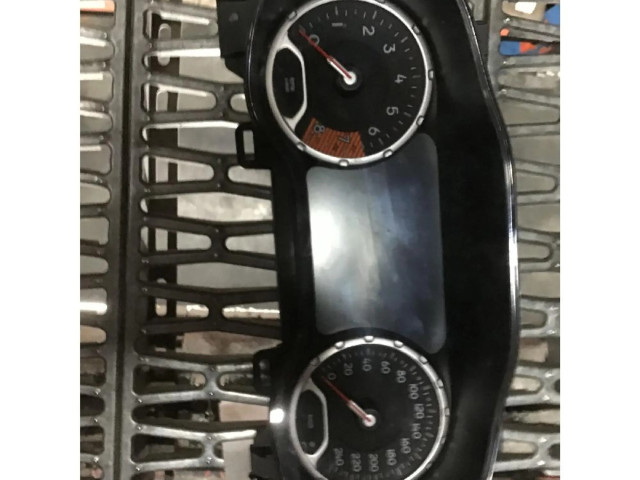 Панель приборов    Jeep Renegade       