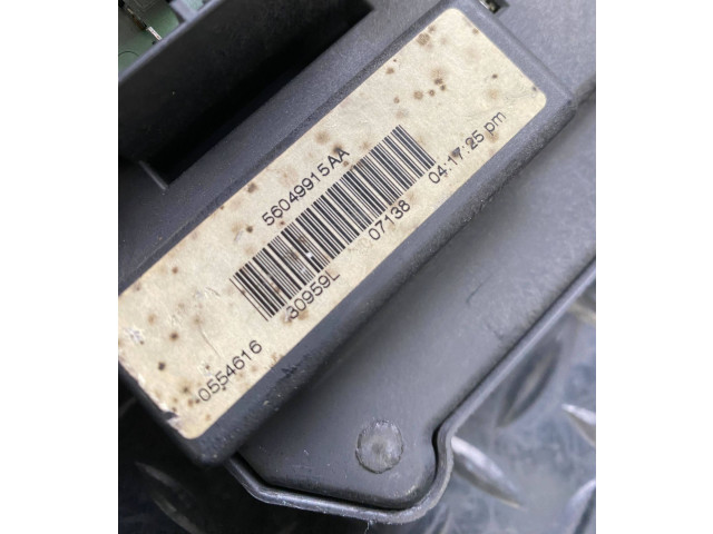 Блок предохранителей 56049915AA Jeep Commander