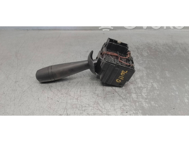 Ручка стеклоочистителей 8201168008 Dacia Lodgy