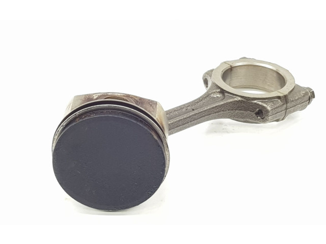 Поршень с шатуном D4F732 7701478732, 7701478732 Dacia Sandero