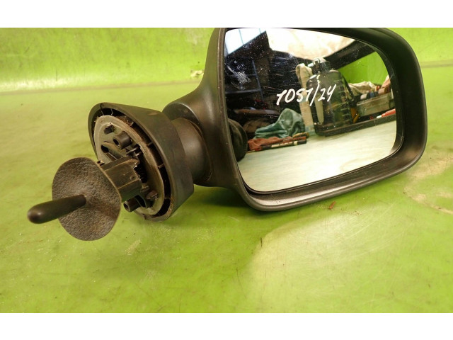 Зеркало электрическое Dacia Duster - года