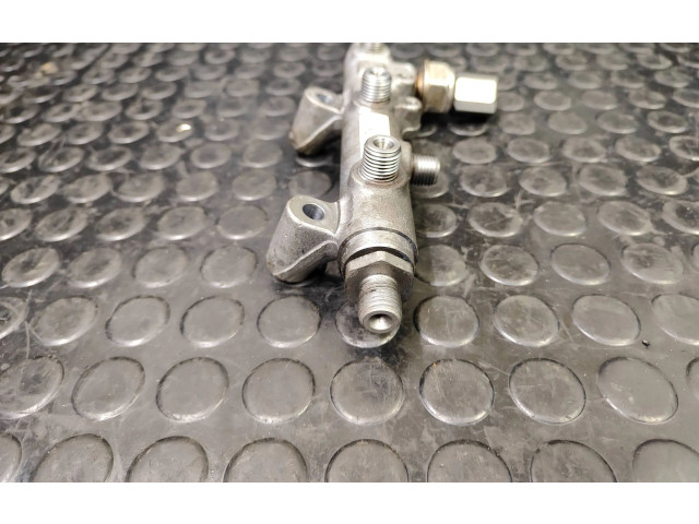 Vstřikovací lišta 05A906051, 059130089bt Audi A8 S8 D4 4H CTB