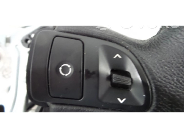 Руль KIA Ceed 2006 - 2012 года 561101H570EQ, 967201H100