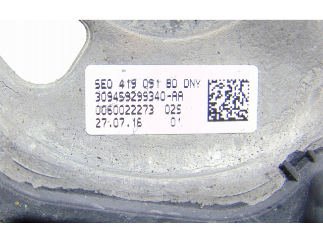 Руль Skoda Octavia Mk3 (5E)  2013 - 2019 года 5E0419091BD      