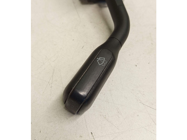 Ручка стеклоочистителей Audi A6 S6 C4 4A