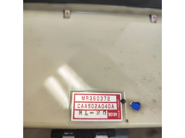 Блок управления климат-контролем MR360372, CAA502A040A Mitsubishi Galant