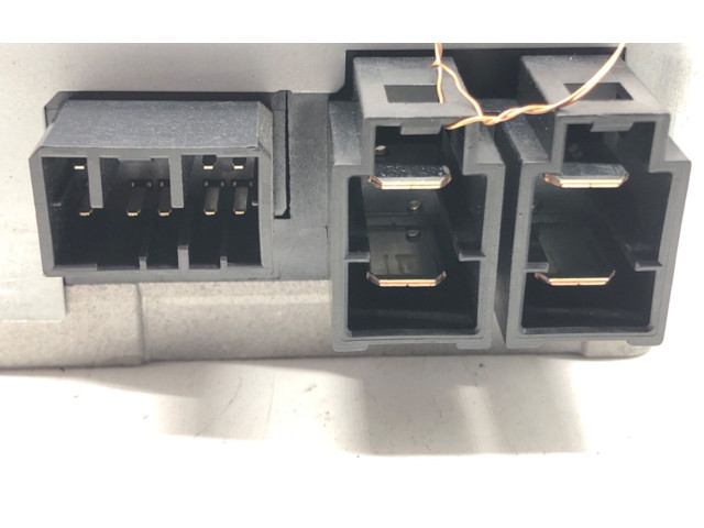 Pojistková skříňka Блок управления усилителя руля 38720-61PK1 Suzuki Swift 2010