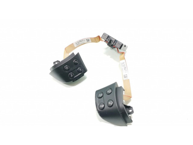 Кнопки рулевого колеса