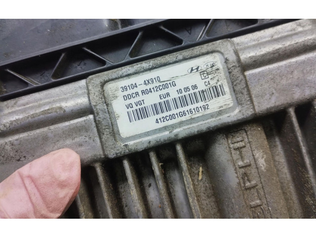 Řídící jednotka 39104-4X910 KIA Carnival 2011