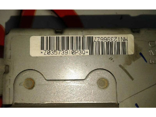 Подушка безопасности двери F04U0055873 Mitsubishi L200