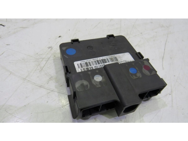 Другая деталь двигателя