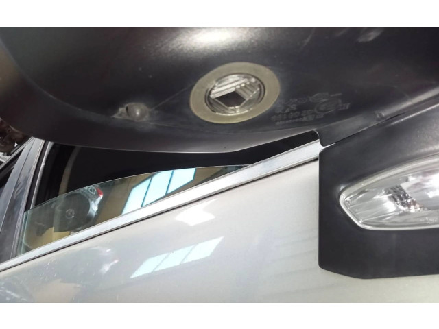 Zpětné zrcátko Peugeot 5008 2010