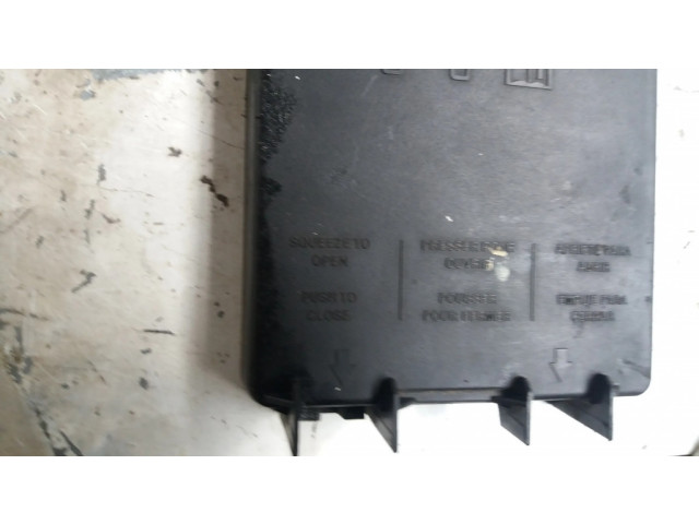 Pojistková skříňka Крышка ящика предохранителей Dodge Caliber 2007